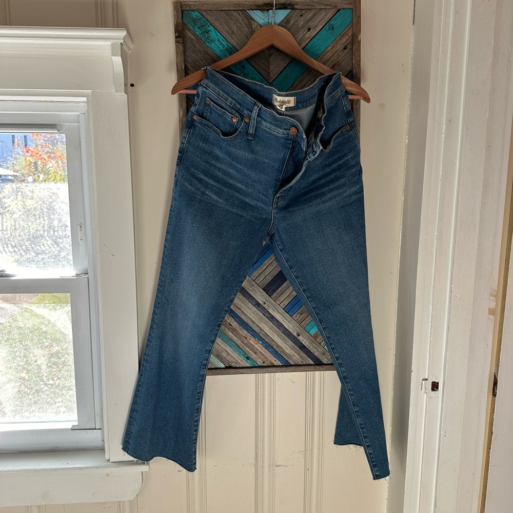 Madewell mid-rise kick out Jean size 31 medium wash blue